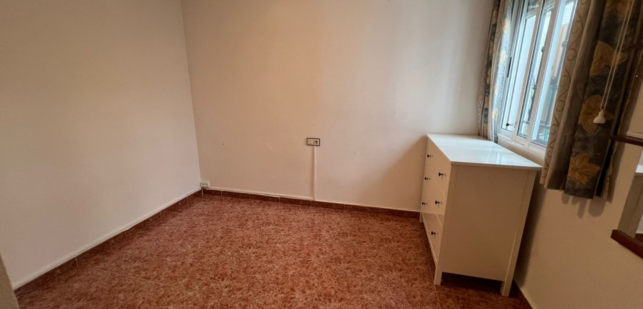 Sale - Apartment / flat -
Orihuela - Entre Naranjos - Vistabella Golf