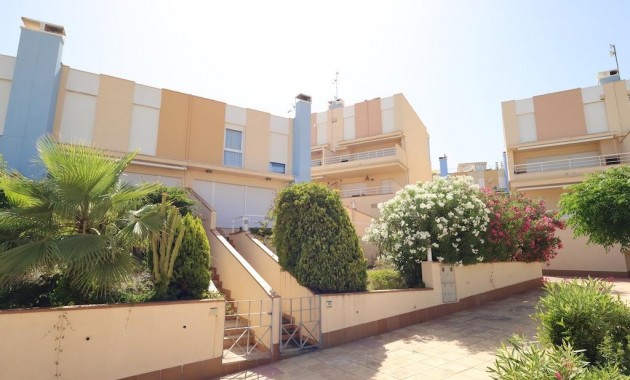 Venta - Terraced house -
Orihuela Costa - Agua Marina