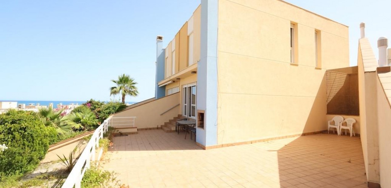 Venta - Terraced house -
Orihuela Costa - Agua Marina