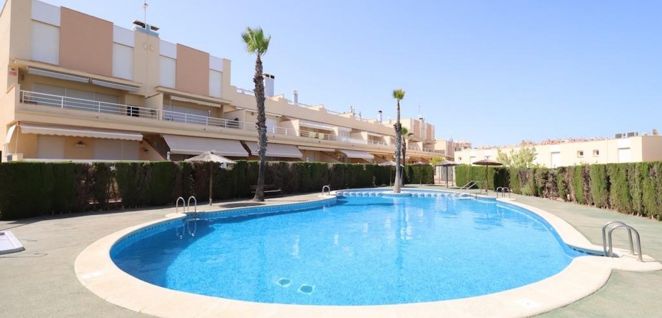 Venta - Terraced house -
Orihuela Costa - Agua Marina