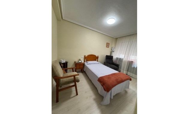 Sale - Apartment / flat -
Torrevieja - Playa de los locos