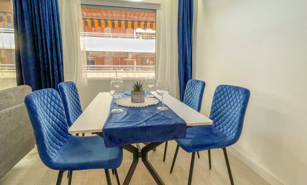 Sale - Apartment / flat -
Torrevieja - Playa Acequion