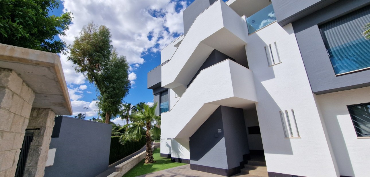 Sale - Penthouse -
Guardamar del Segura - El Raso