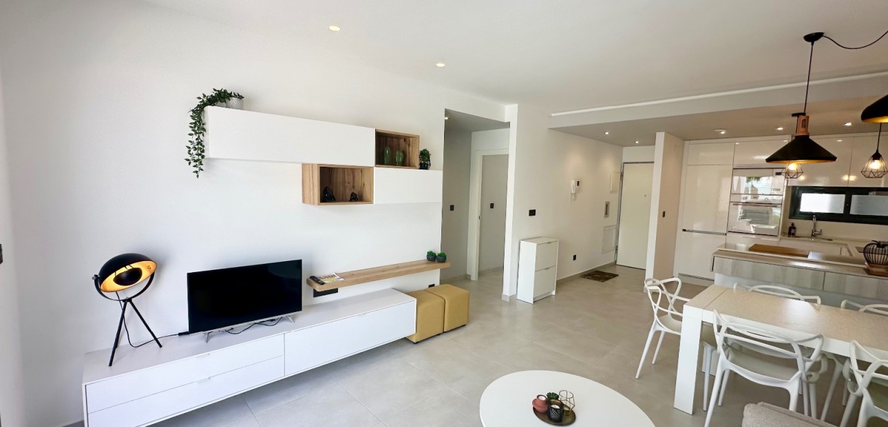 Sale - Penthouse -
Guardamar del Segura - El Raso