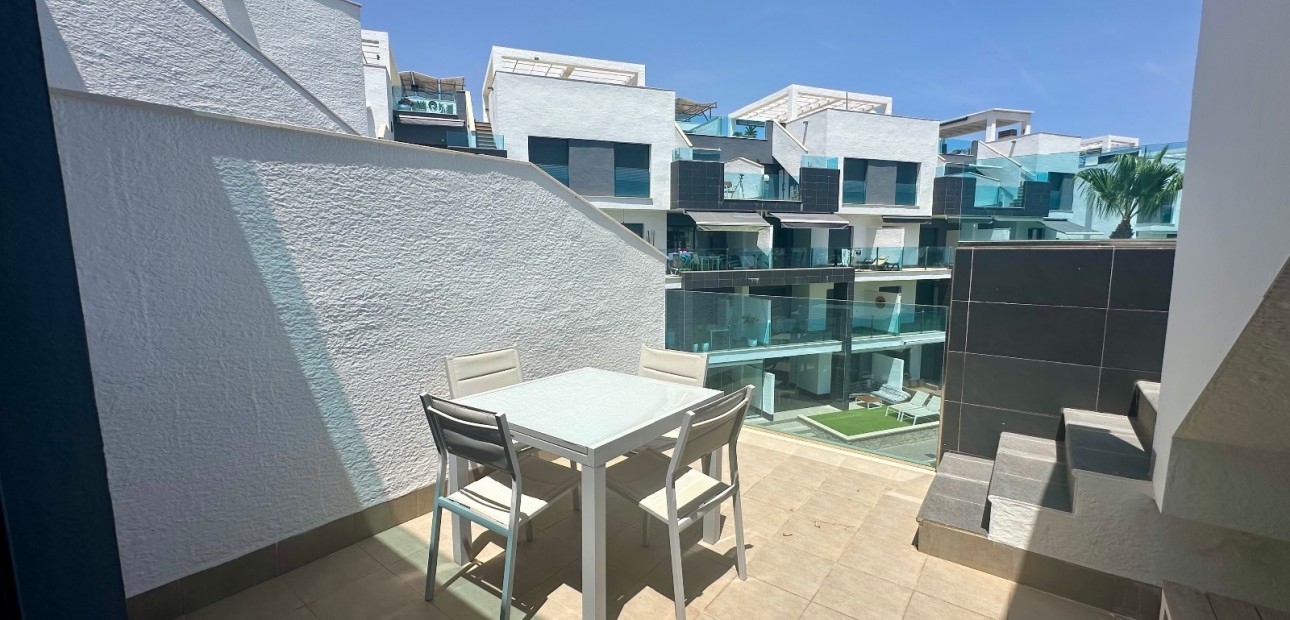 Sale - Penthouse -
Guardamar del Segura - El Raso