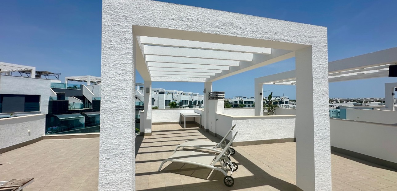 Sale - Penthouse -
Guardamar del Segura - El Raso
