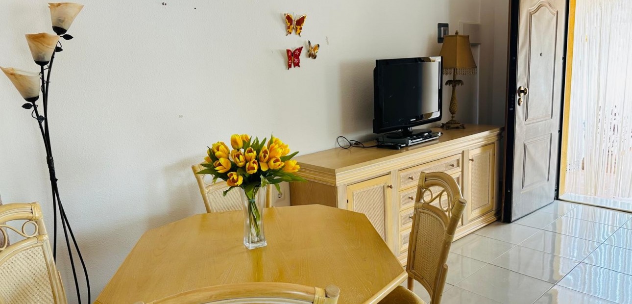 Sale - Townhouse -
Orihuela - Entre Naranjos Vistabella