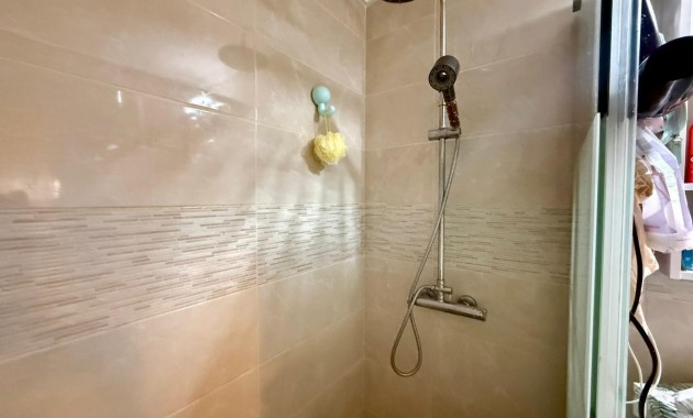 Sale - Apartment / flat -
Torrevieja - Centro
