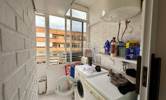 Sale - Apartment / flat -
Torrevieja - Centro