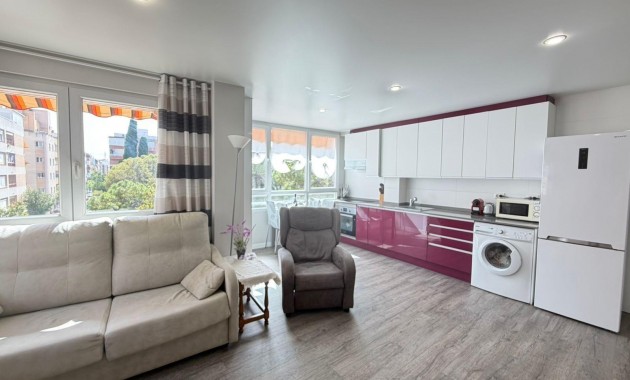 Sale - Apartment / flat -
Torrevieja - Playa del cura