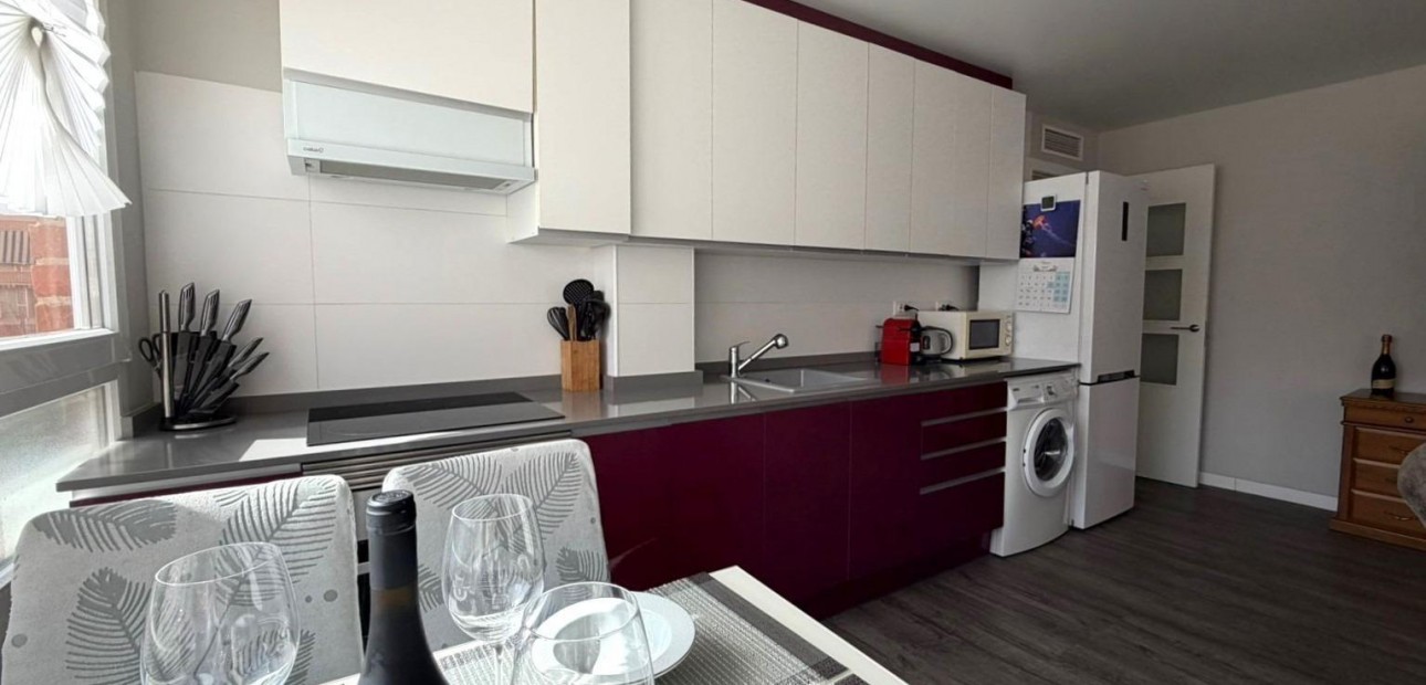 Sale - Apartment / flat -
Torrevieja - Playa del cura