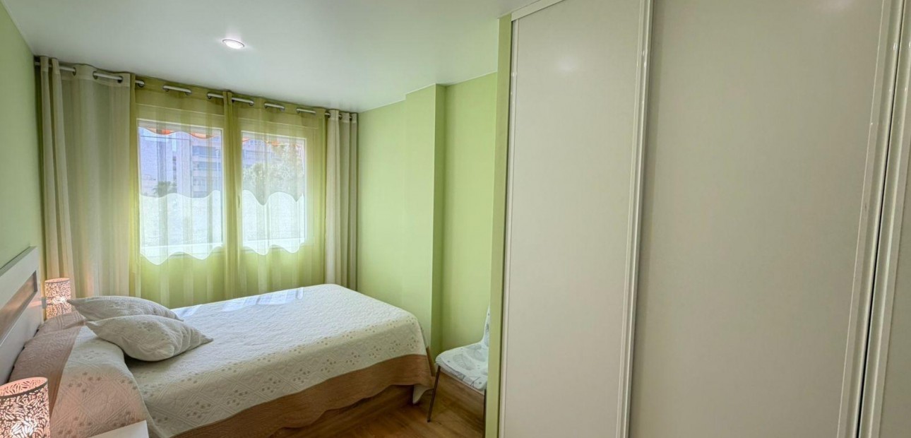 Sale - Apartment / flat -
Torrevieja - Playa del cura