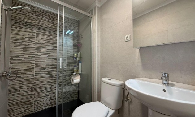 Sale - Apartment / flat -
Torrevieja - Playa del cura