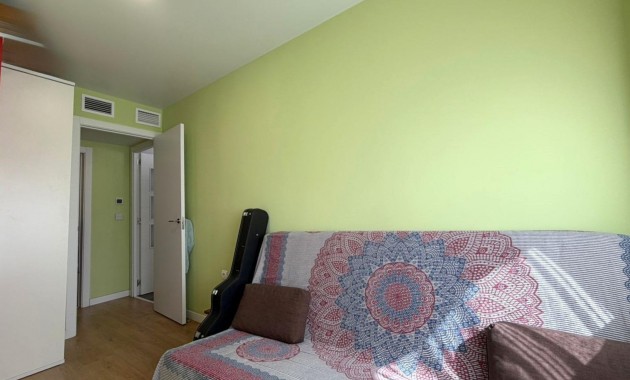 Sale - Apartment / flat -
Torrevieja - Playa del cura