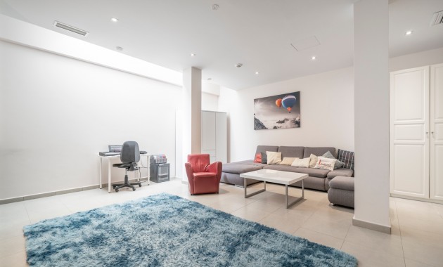 Sale - Detached Villa -
Torrevieja - Torrevieja - Centre