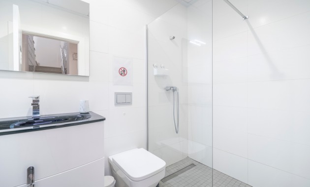 Sale - Detached Villa -
Torrevieja - Torrevieja - Centre