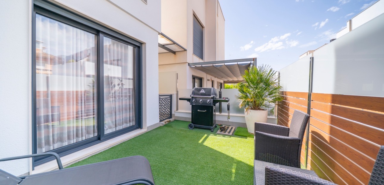 Sale - Detached Villa -
Torrevieja - Torrevieja - Centre
