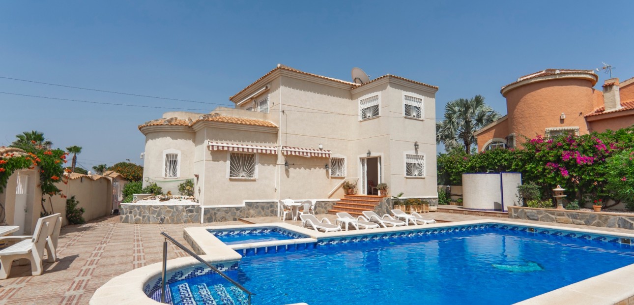 Sale - Detached Villa -
Ciudad Quesada - Campo De Golf La Marquesa
