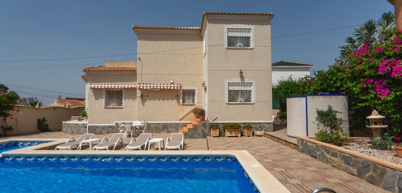 Sale - Detached Villa -
Ciudad Quesada - Campo De Golf La Marquesa