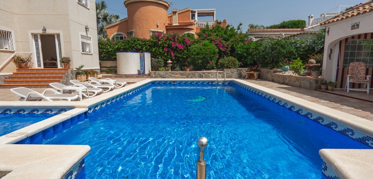 Sale - Detached Villa -
Ciudad Quesada - Campo De Golf La Marquesa