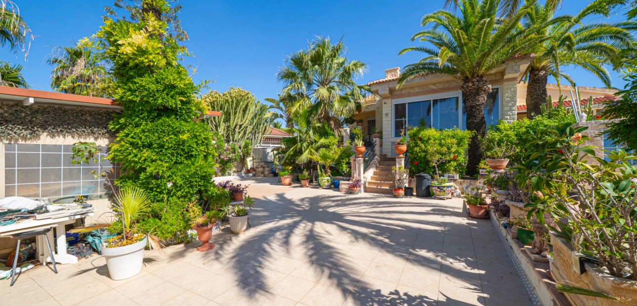 Sale - Detached Villa -
Ciudad Quesada - Rojales