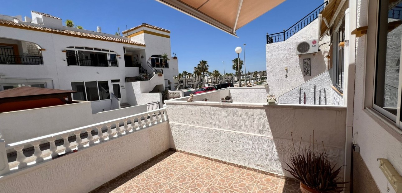 Herverkoop - Appartement / flat -
Orihuela Costa - Entre Naranjos - Vistabella Golf