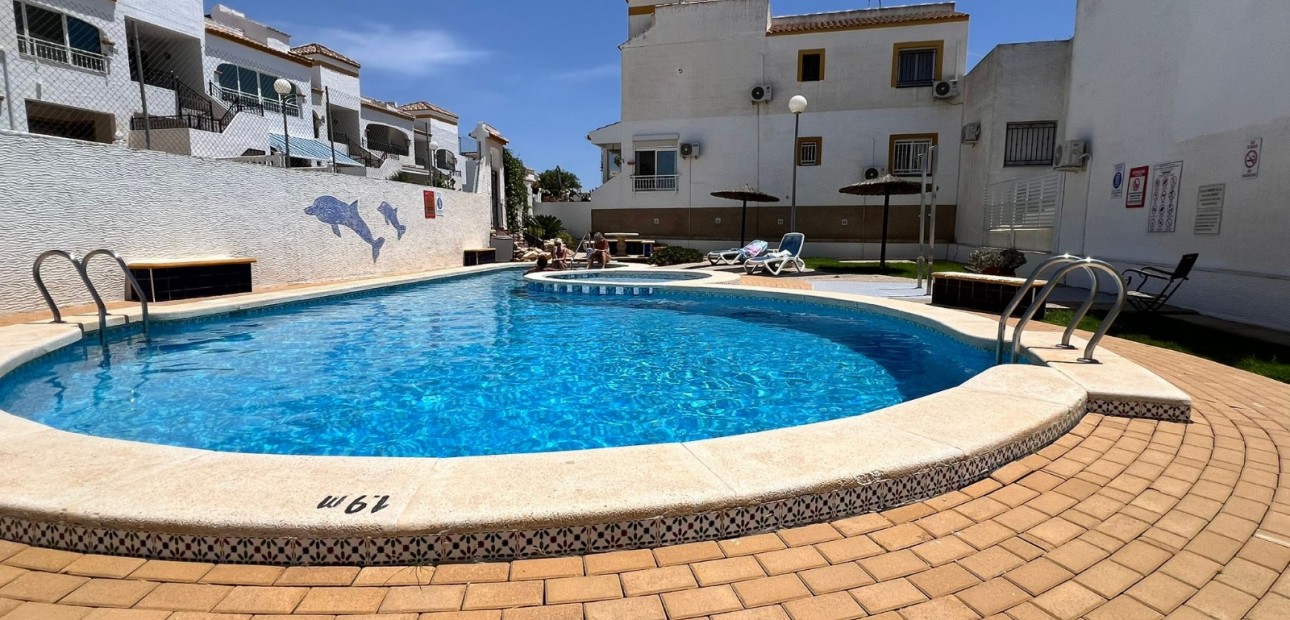 Herverkoop - Appartement / flat -
Orihuela Costa - Entre Naranjos - Vistabella Golf