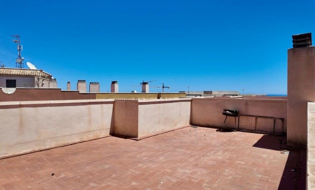 Sale - Apartment / flat -
Torrevieja - Torreblanca