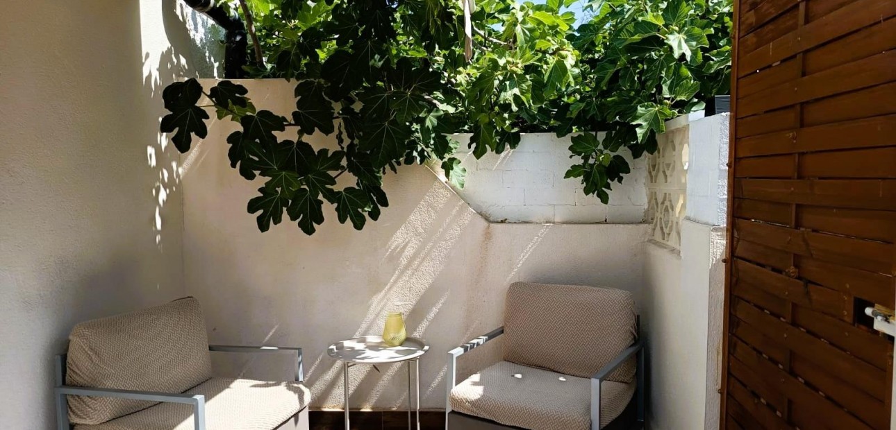 Sale - Bungalow -
Torrevieja - La Siesta - El Salado - Torreta