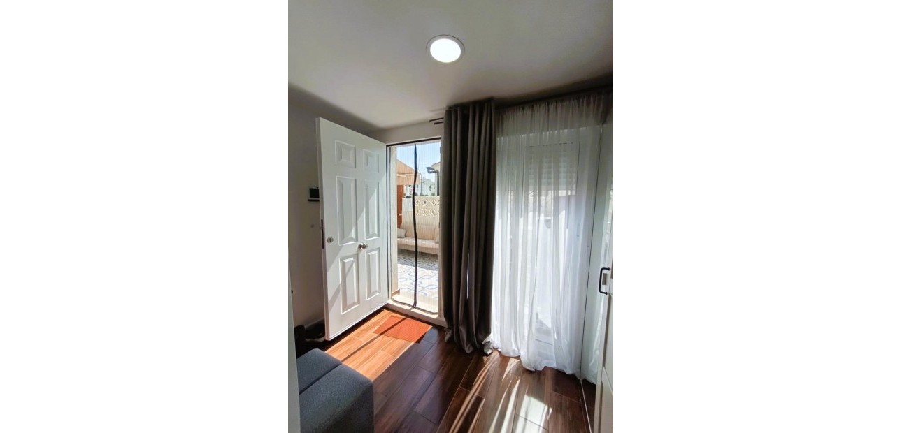 Sale - Bungalow -
Torrevieja - La Siesta - El Salado - Torreta