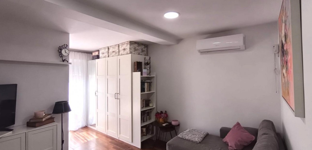 Sale - Bungalow -
Torrevieja - La Siesta - El Salado - Torreta