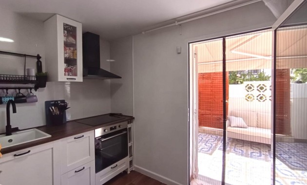 Sale - Bungalow -
Torrevieja - La Siesta - El Salado - Torreta