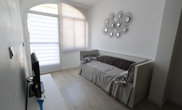 Sale - Bungalow -
Torrevieja - Los Balcones - Los Altos del Edén