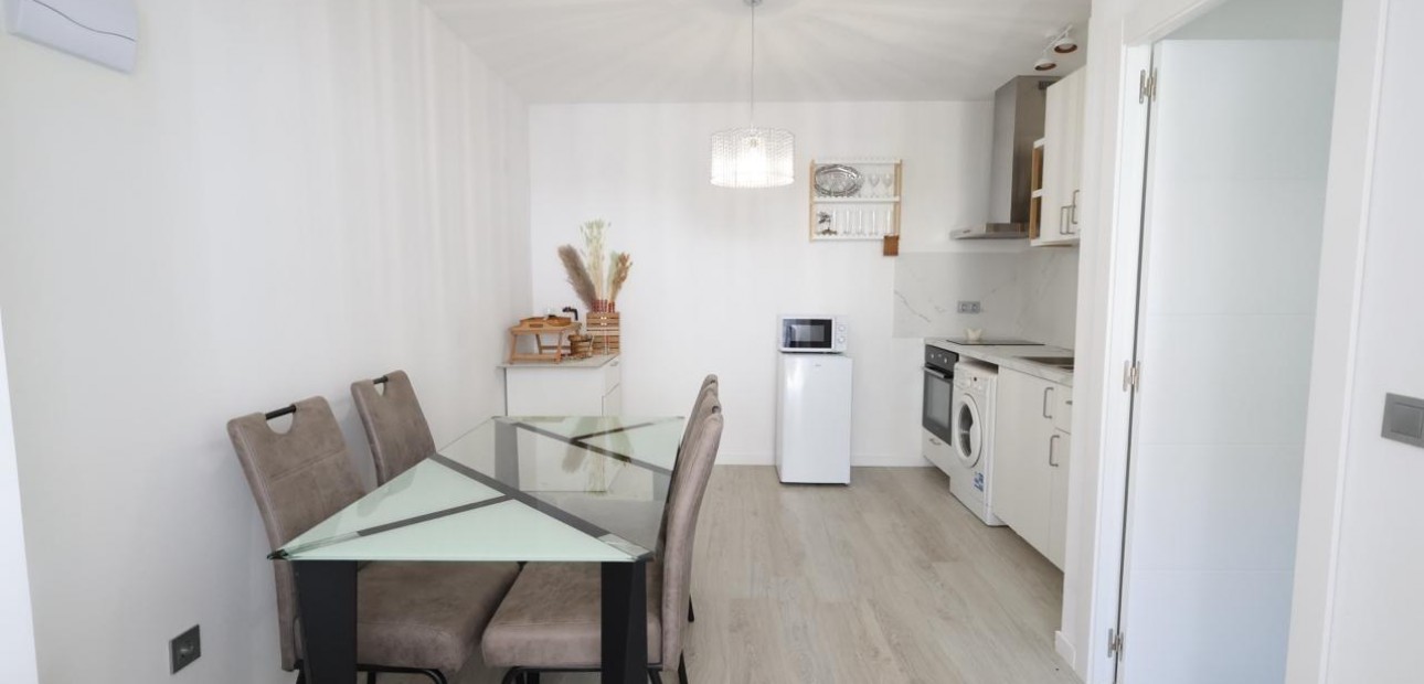 Sale - Bungalow -
Torrevieja - Los Balcones - Los Altos del Edén