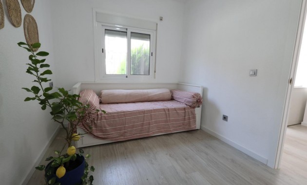 Sale - Bungalow -
Torrevieja - Los Balcones - Los Altos del Edén