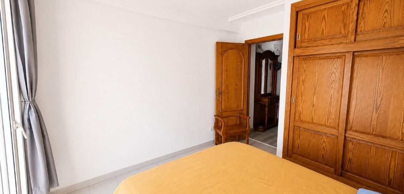 Sale - Apartment / flat -
Torrevieja - La Mata pueblo