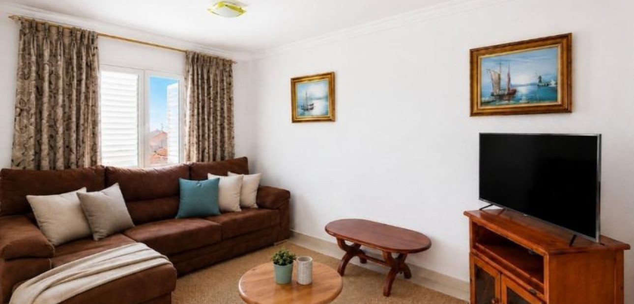 Sale - Apartment / flat -
Torrevieja - La Mata pueblo
