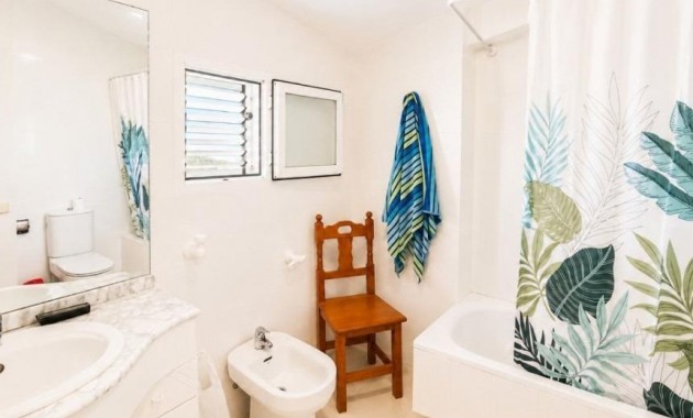 Sale - Apartment / flat -
Torrevieja - La Mata pueblo