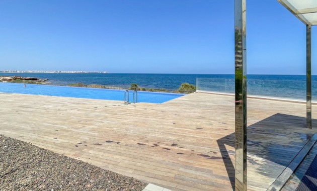 Sale - Apartment / flat -
Orihuela Costa - Punta Prima