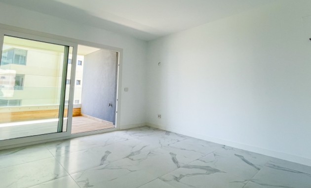 Sale - Apartment / flat -
Orihuela Costa - Punta Prima