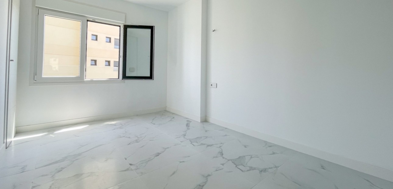 Sale - Apartment / flat -
Orihuela Costa - Punta Prima