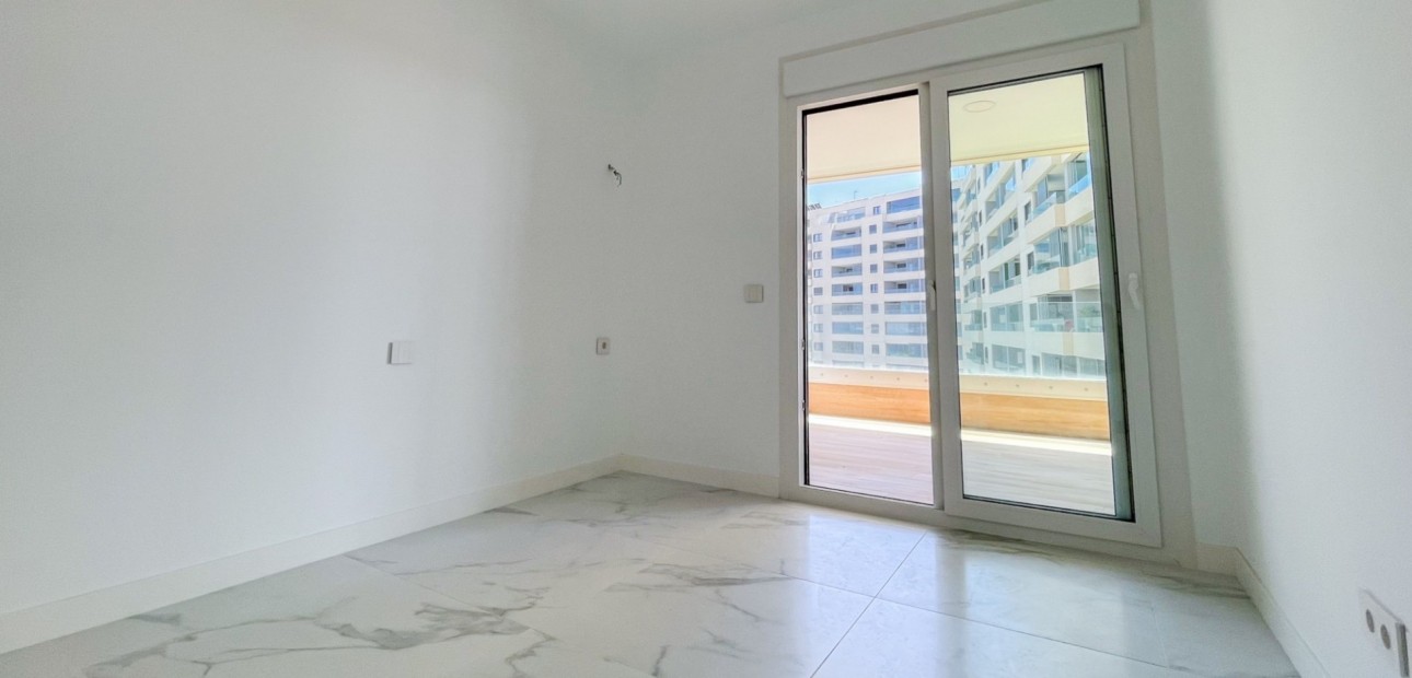 Sale - Apartment / flat -
Orihuela Costa - Punta Prima