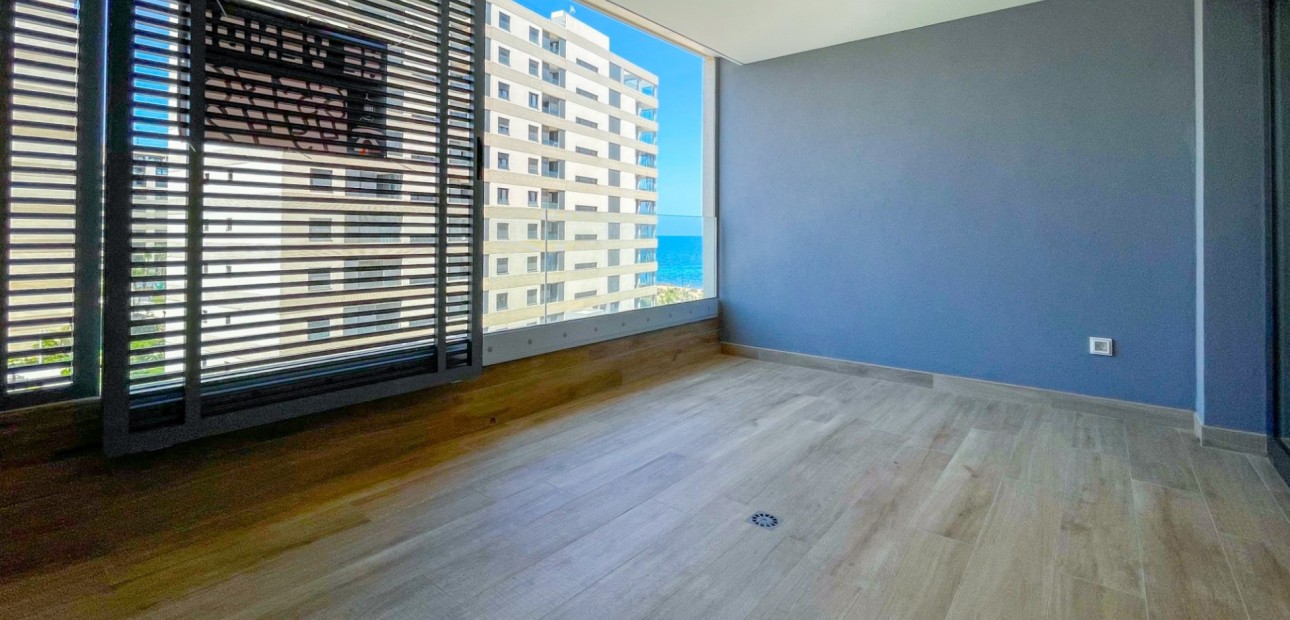 Sale - Apartment / flat -
Orihuela Costa - Punta Prima