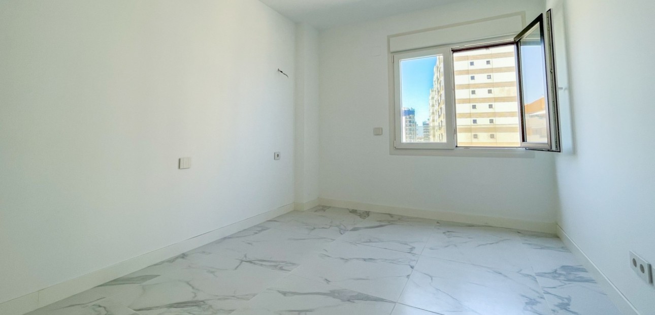 Sale - Apartment / flat -
Orihuela Costa - Punta Prima