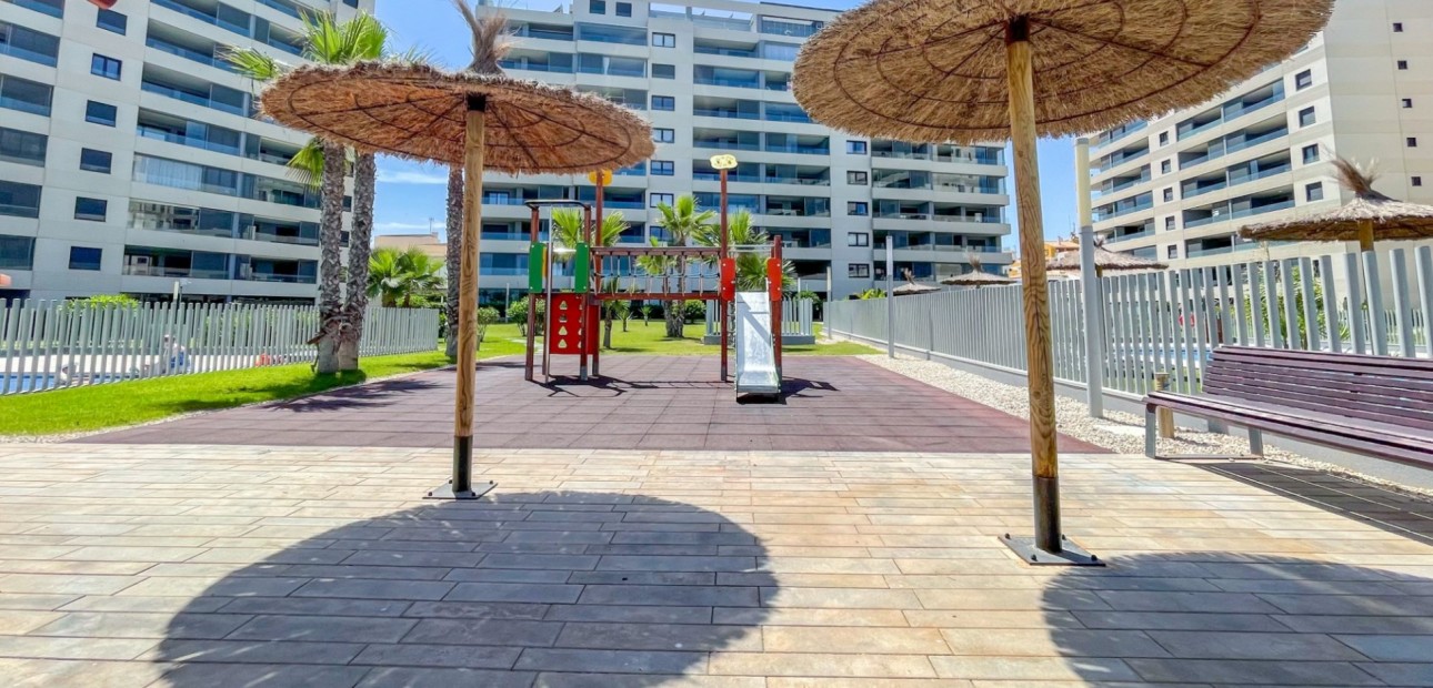 Sale - Apartment / flat -
Orihuela Costa - Punta Prima