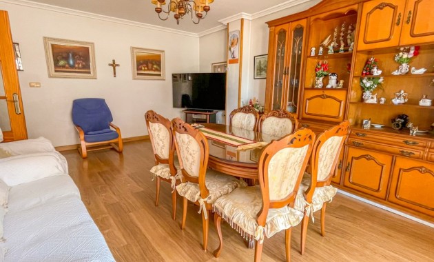 Sale - Apartment / flat -
Torrevieja - Playa Acequion
