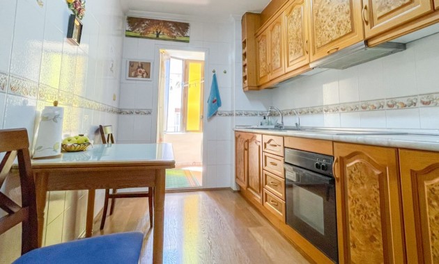 Sale - Apartment / flat -
Torrevieja - Playa Acequion