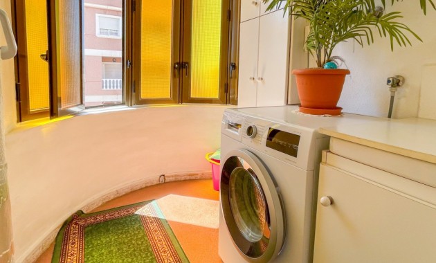 Sale - Apartment / flat -
Torrevieja - Playa Acequion