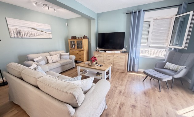 Sale - Detached Villa -
Orihuela Costa - Villamartin