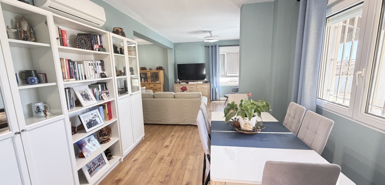 Sale - Detached Villa -
Orihuela Costa - Villamartin